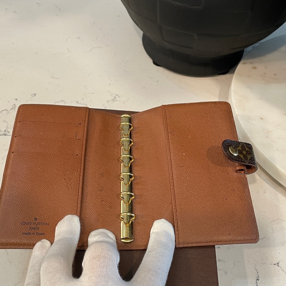 Louis Vuitton Monogram PM Agenda - Picture 5 of 17